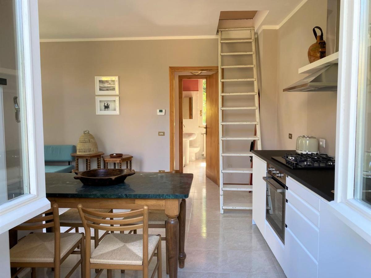 Casa Del Custode: Renovated Flat With Garden In A Villa Near The Lake Stresa Bagian luar foto
