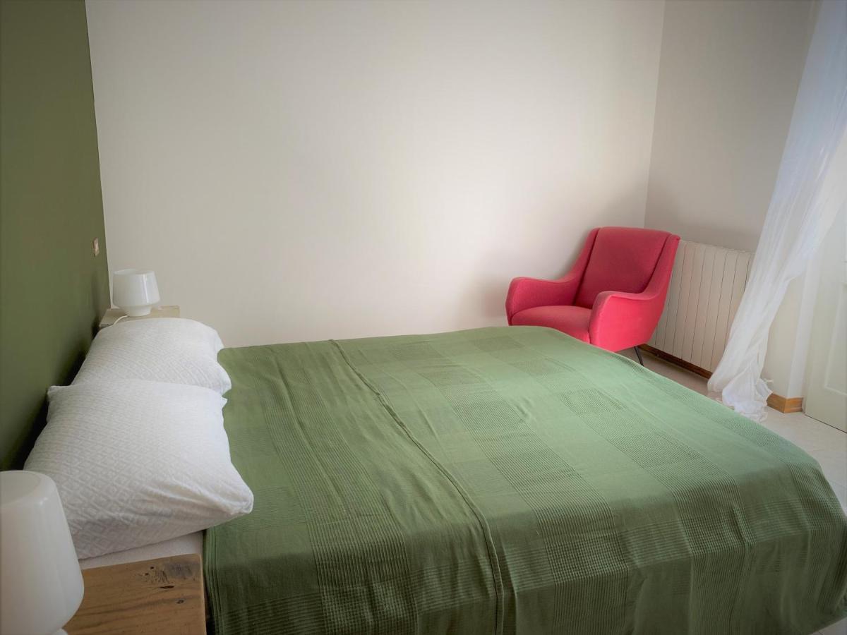 Casa Del Custode: Renovated Flat With Garden In A Villa Near The Lake Stresa Bagian luar foto