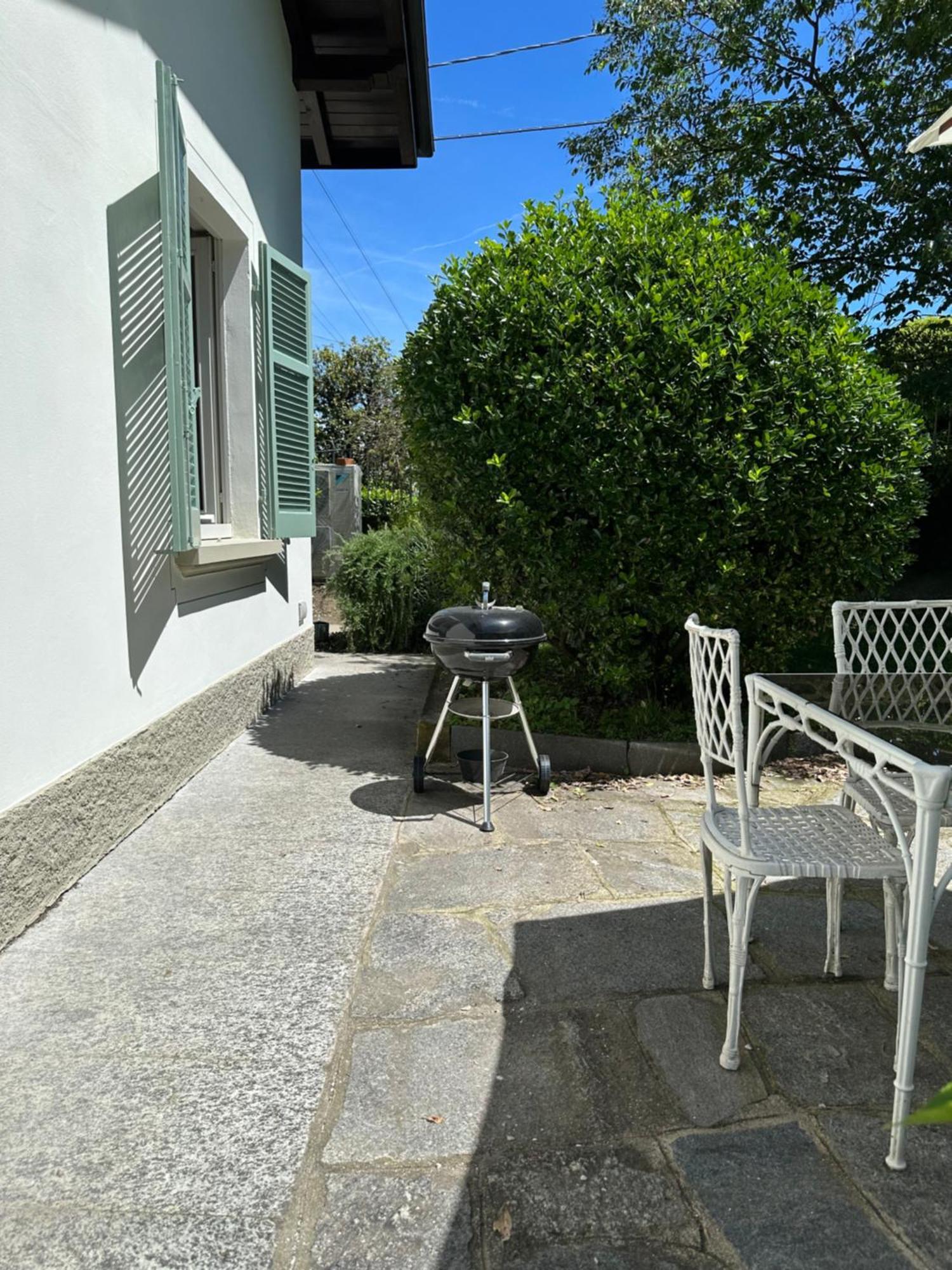 Casa Del Custode: Renovated Flat With Garden In A Villa Near The Lake Stresa Bagian luar foto